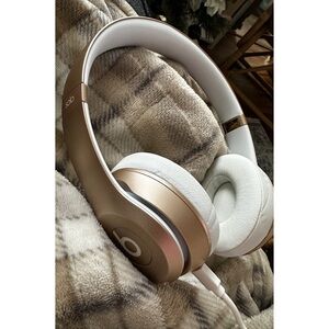 Gold Beats Solo2 Headphones